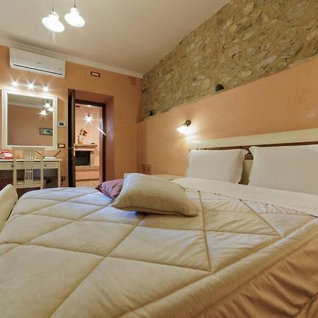 Appartamento Venturini Trevi Exterior photo
