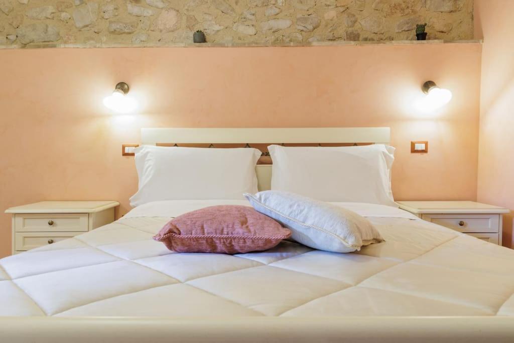 Appartamento Venturini Trevi Exterior photo